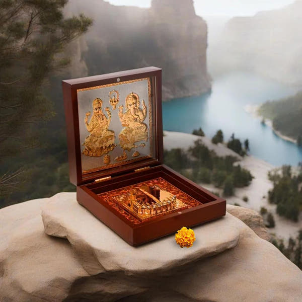 Shri Lakshmi Ji and Ganesh Ji Charan Paduka