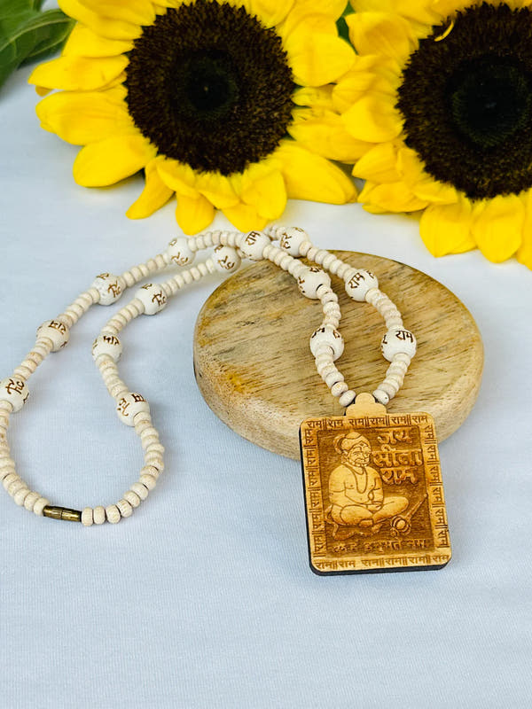 Tulsi Kanthi Mala With Hanuman Pendant for Men Wood Locket Set(Pack Of 1)