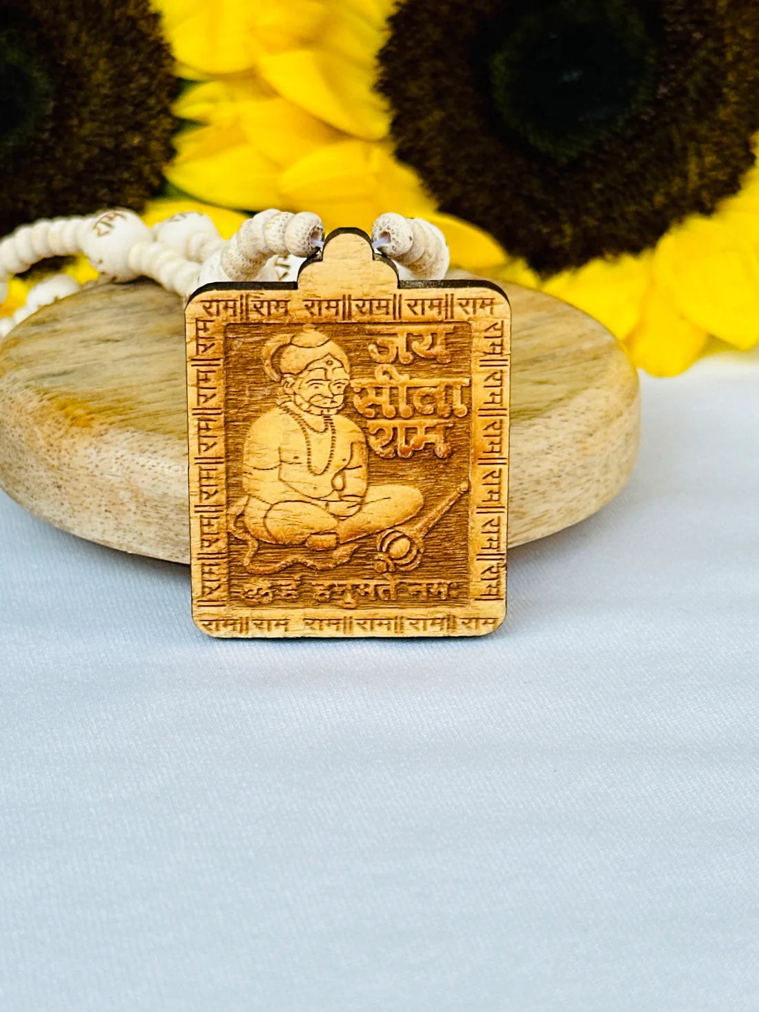 Tulsi Kanthi Mala With Hanuman Pendant for Men Wood Locket Set(Pack Of 1)
